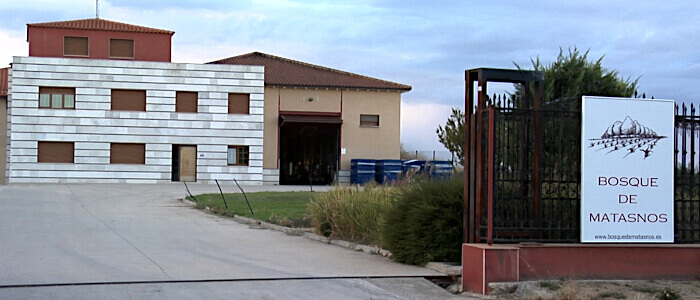 Edificio Bodegas Bosque de Matasnos